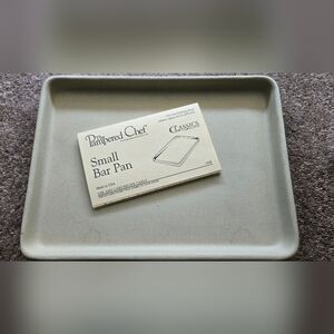 Pampered Chef Small Bar Pan 9.5” X 7” Heritage Collection